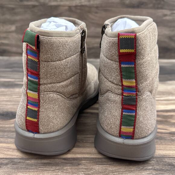 NIB Bzees Glacier 9M Zipper Comfort Lightweight Ankle Boots Booties Taupe - Picture 7 of 14